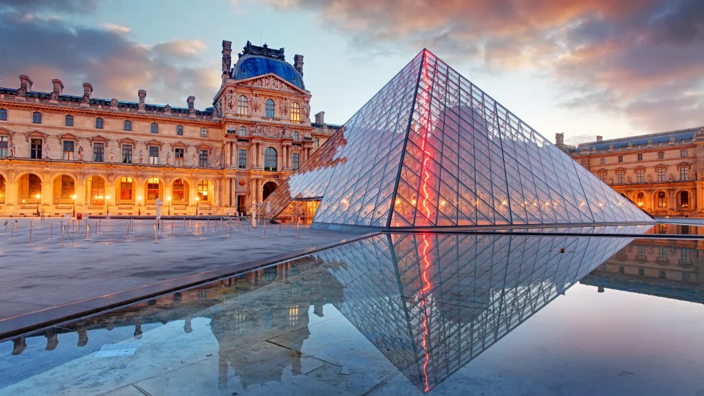 The Louvre Museum – A Timeless Treasure of Art and History